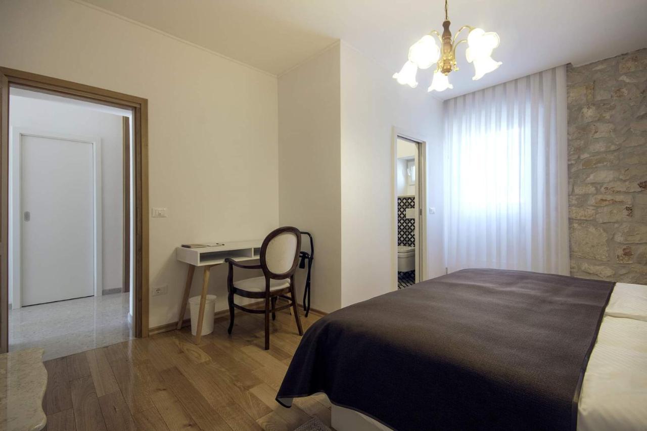 Apartment Derossi Umag Exteriör bild